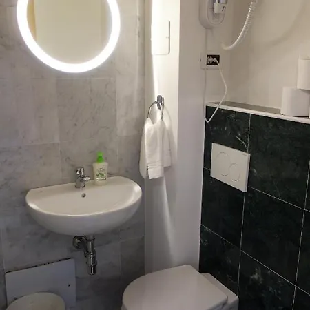 Eco Tower 3* 피사